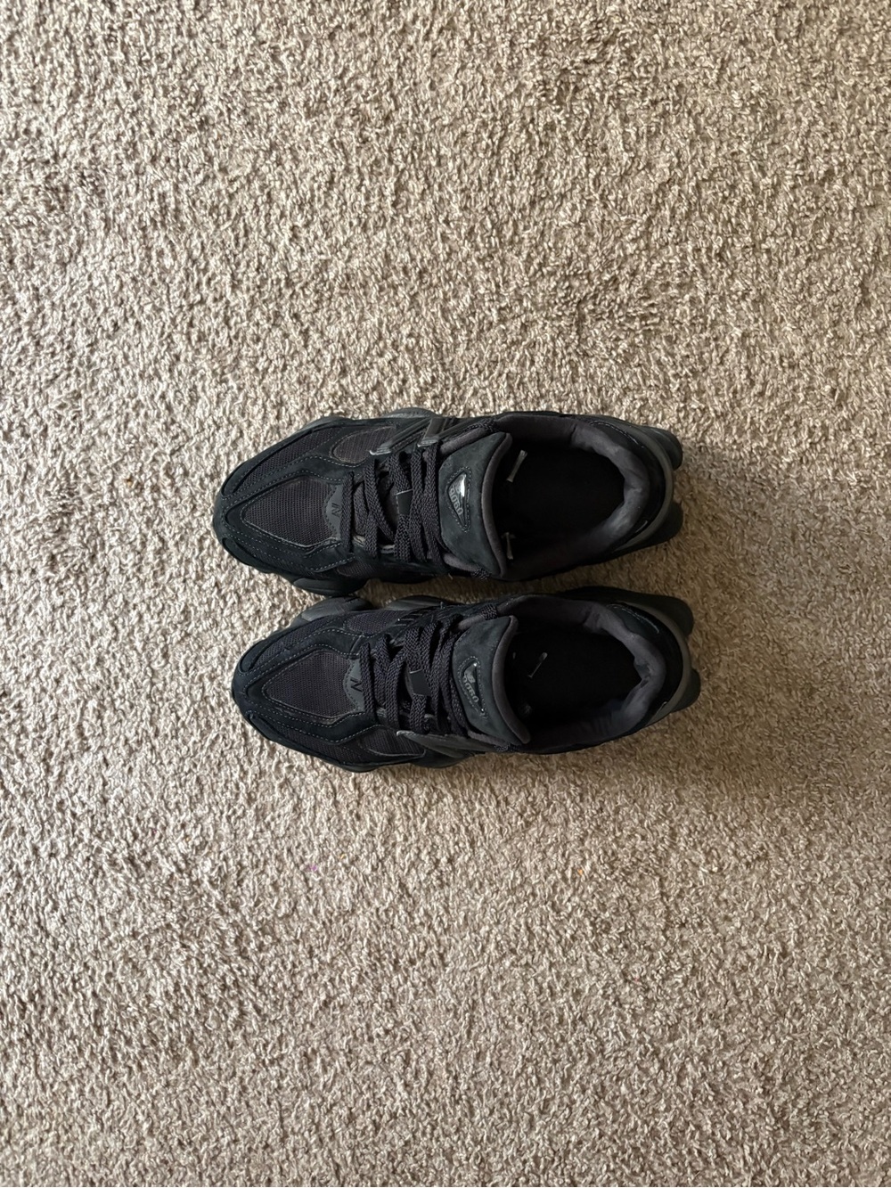 New Balance Black Men's Athletic Sneakers